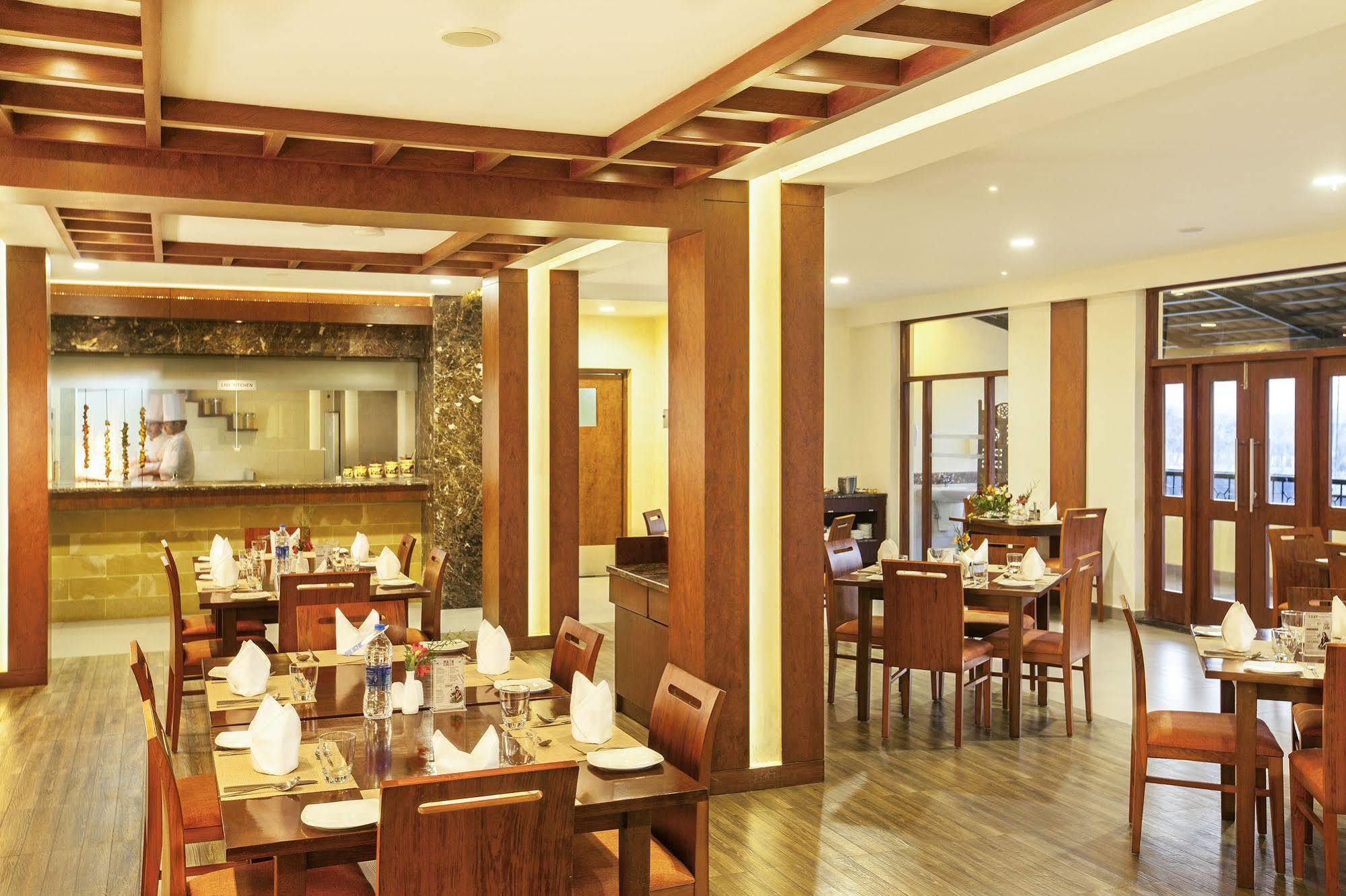 Sterling Ooty Elk Hill Otel Dış mekan fotoğraf
